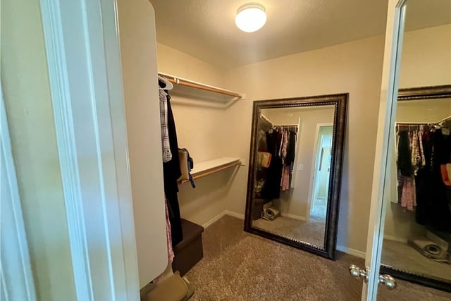 31771 Avenida Del Sol, Castaic, CA 91384 — photo 15 of 37