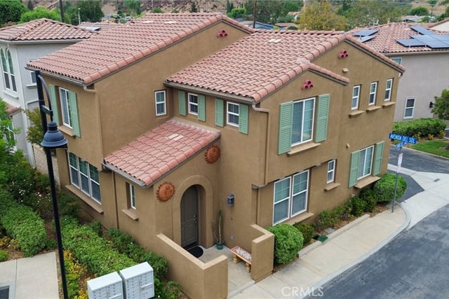 31771 Avenida Del Sol, Castaic, CA 91384 — photo 2 of 37