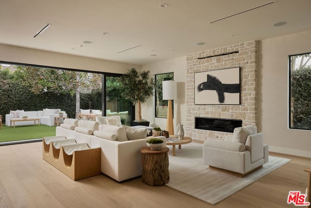 3732 Beethoven Street, Los Angeles, CA 90066 — photo 3 of 38