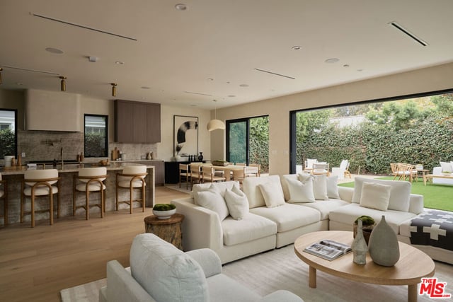 3732 Beethoven Street, Los Angeles, CA 90066 — photo 4 of 38