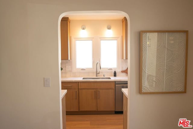 7508 Rosewood Avenue, Los Angeles, CA 90036 — photo 8 of 21