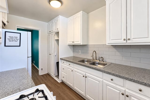 5648 Clemson Street 1/2, Los Angeles, CA 90016 — photo 10 of 23