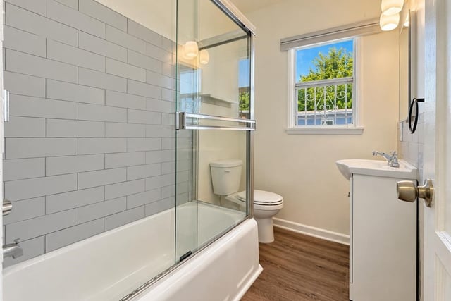 5648 Clemson Street 1/2, Los Angeles, CA 90016 — photo 11 of 23