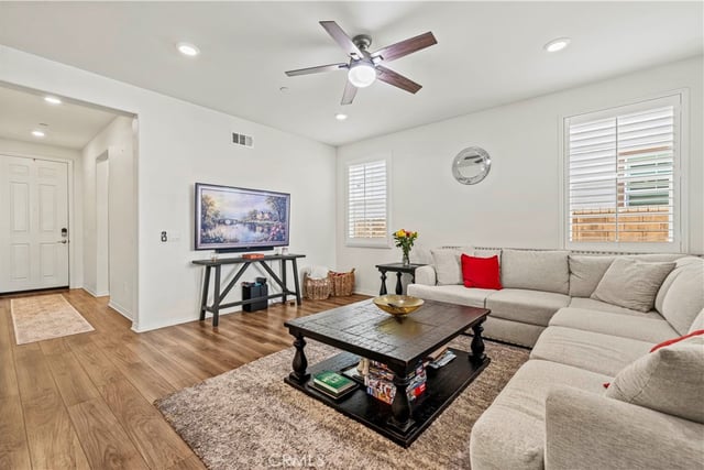 24157 Via Perla, Valencia, CA 91354 — photo 10 of 35