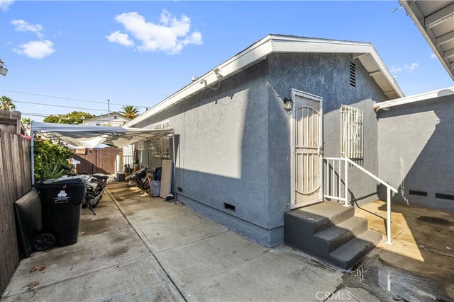 907 E 109th, Los Angeles, CA 90059 — photo 18 of 32