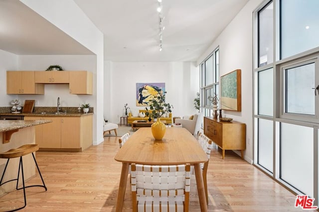 630 W 6th Street 505, Los Angeles, CA 90017 — photo 2 of 42