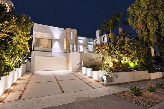 10572 Putney Road, Los Angeles, CA 90064 — photo 3 of 65