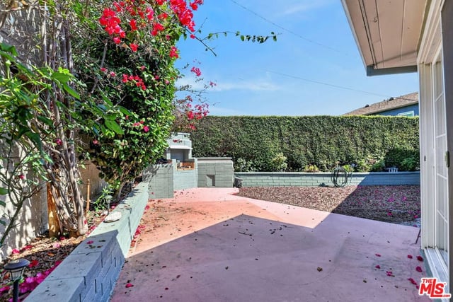 5551 Arch Crest Drive, Los Angeles, CA 90043 — photo 28 of 36