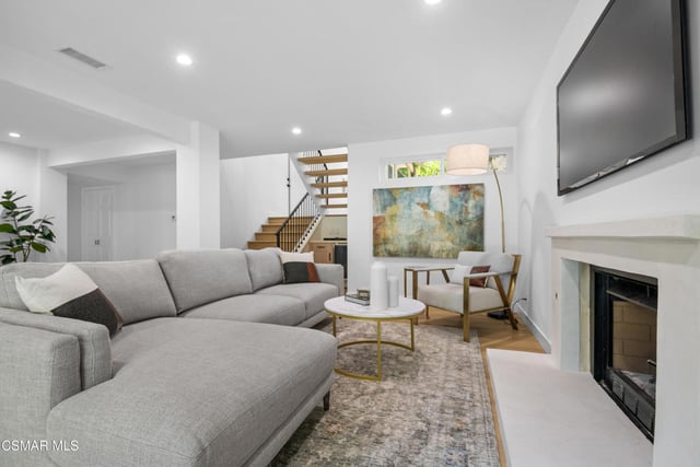 790 N Valley Drive, Westlake Village, CA 91362 — photo 12 of 32