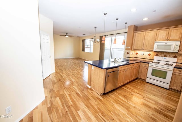 3760 Dunkirk Drive, Oxnard, CA 93035 — photo 9 of 27