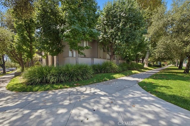1310 E Orange Grove 102, Pasadena, CA 91104 — photo 9 of 34