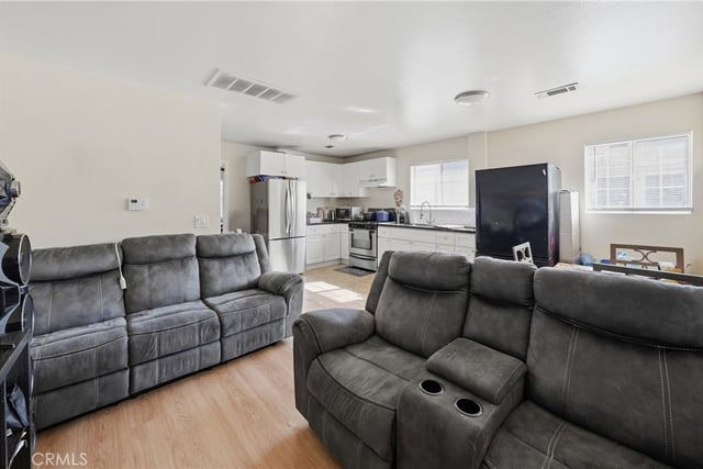 14212 Vanowen Street, Van Nuys, CA 91405 — photo 14 of 30
