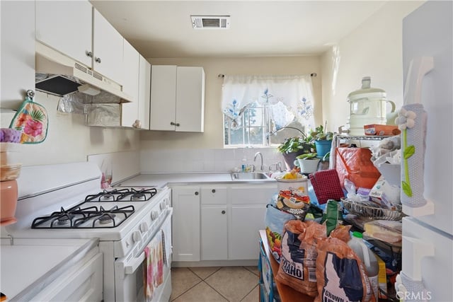 14212 Vanowen Street, Van Nuys, CA 91405 — photo 18 of 30