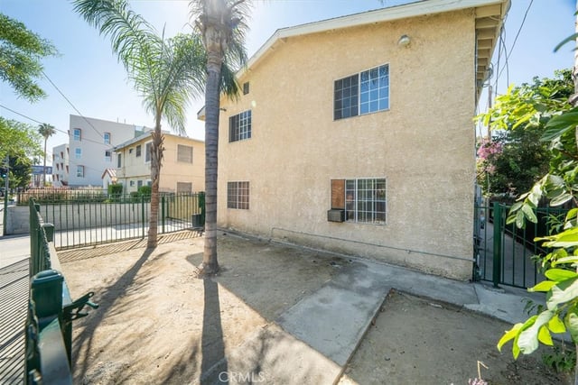 14212 Vanowen Street, Van Nuys, CA 91405 — photo 3 of 30