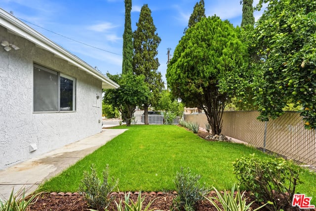 10818 Eldora Avenue, Los Angeles, CA 91040 — photo 6 of 51