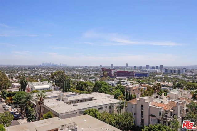 999 N Doheny Drive 806, West Hollywood, CA 90069 — photo 7 of 9