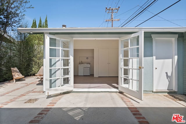 2213 Arizona Avenue, Santa Monica, CA 90404 — photo 17 of 22