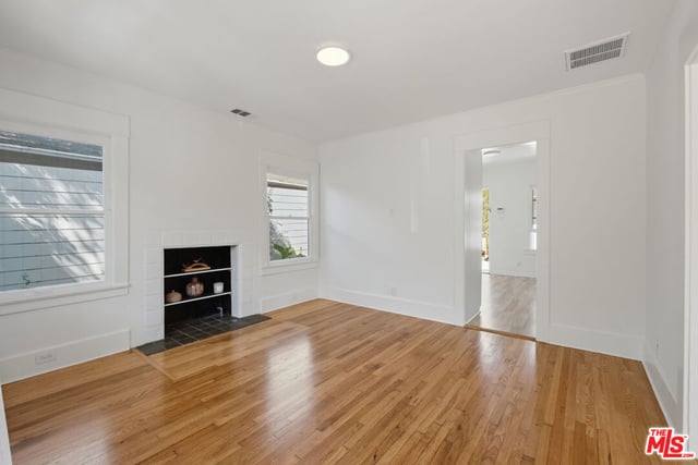 2213 Arizona Avenue, Santa Monica, CA 90404 — photo 3 of 22