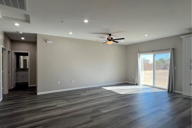 40546 172nd Street East, Lake Los Angeles, CA 93525 — photo 18 of 52