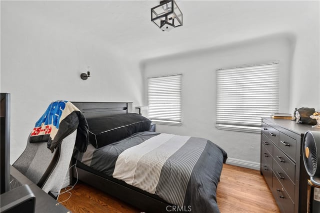 1010 E Santa Anita, Burbank, CA 91501 — photo 18 of 35