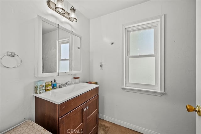 1010 E Santa Anita, Burbank, CA 91501 — photo 23 of 35