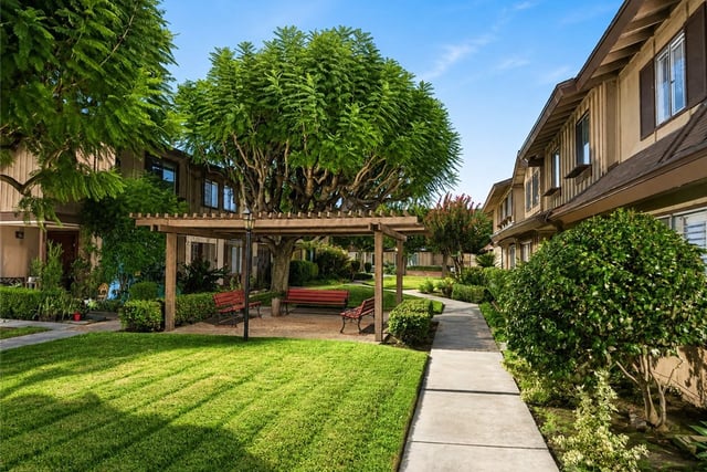 10330 Downey Ave 20, Downey, CA 90241 — photo 3 of 18