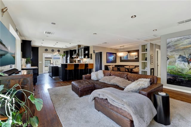 4089 MICHAEL, Los Angeles, CA 90066 — photo 16 of 51