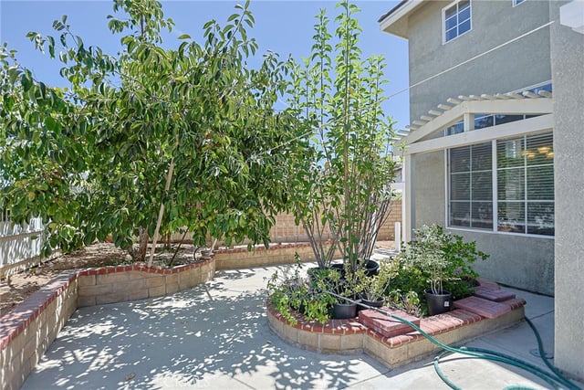 28611 Lupine St, Castaic, CA 91384 — photo 39 of 46