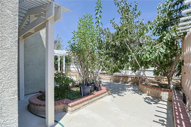 28611 Lupine St, Castaic, CA 91384 — photo 43 of 46