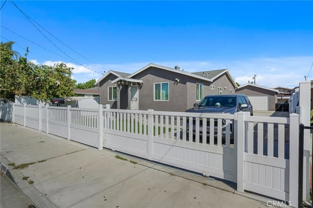 11849 Barnwall, Norwalk, CA 90650 — photo 2 of 41