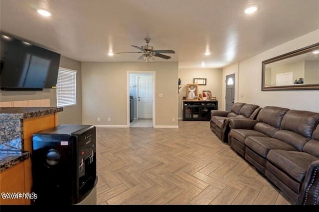 37551 29th E, Palmdale, CA 93550 — photo 2 of 14