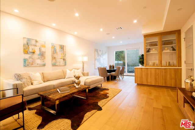 1015 Figueroa Terrace 22, Los Angeles, CA 90012 — photo 13 of 18
