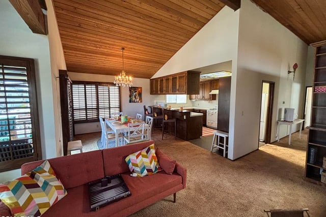 129 Van Nuys Avenue, Oxnard, CA 93035 — photo 10 of 34