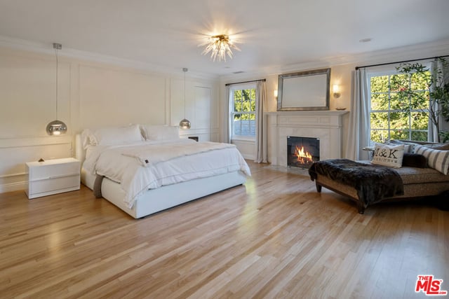 17503 Rancho Street, Encino, CA 91316 — photo 13 of 32