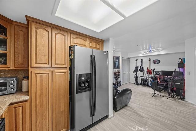 4755 Templeton St 2215, Los Angeles, CA 90032 — photo 10 of 45