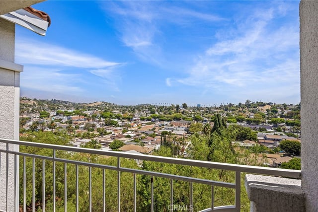 4755 Templeton St 2215, Los Angeles, CA 90032 — photo 19 of 45