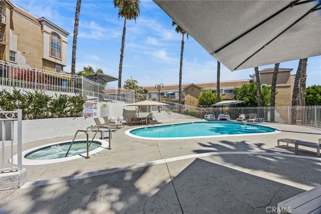 4755 Templeton St 2215, Los Angeles, CA 90032 — photo 32 of 45