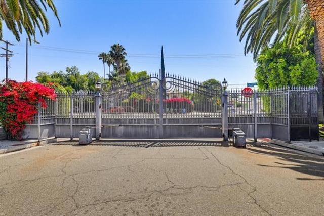 18120 Jaguar Court, Los Angeles, CA 91335 — photo 37 of 38