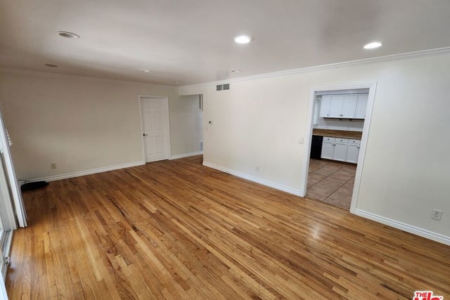 6911 Bobbyboyar Avenue, Los Angeles, CA 91307 — photo 5 of 6