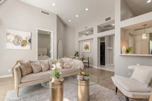 5151 Balboa 303, Encino, CA 91316 — photo 9 of 34