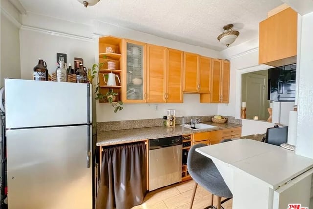 315 W 3rd Street 203, Long Beach, CA 90802 — photo 9 of 20