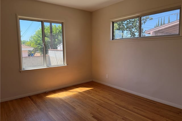 9065 Canterbury Avenue, Arleta, CA 91331 — photo 5 of 14
