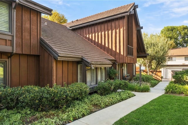 1241 Stonewood Court, San Pedro, CA 90732 — photo 2 of 26