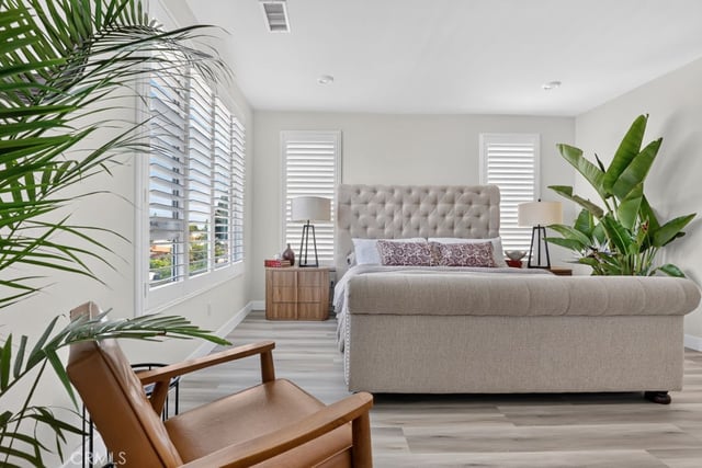 10670 Paramount Boulevard, Downey, CA 90241 — photo 17 of 34