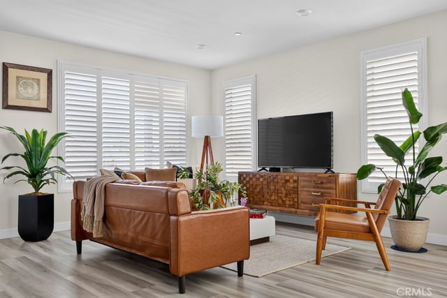 10670 Paramount Boulevard, Downey, CA 90241 — photo 4 of 34