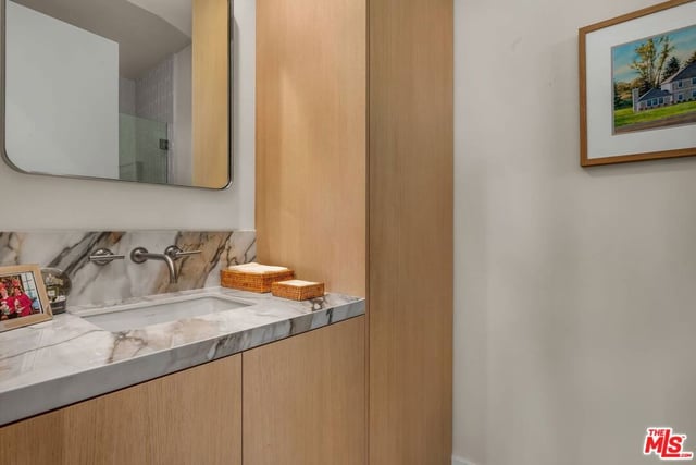 2122 Century Park Lane 402, Los Angeles, CA 90067 — photo 23 of 36