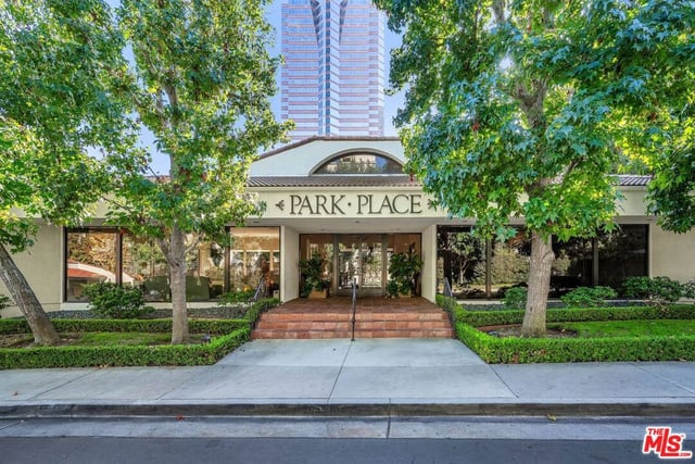 2122 Century Park Lane 402, Los Angeles, CA 90067 — photo 29 of 36