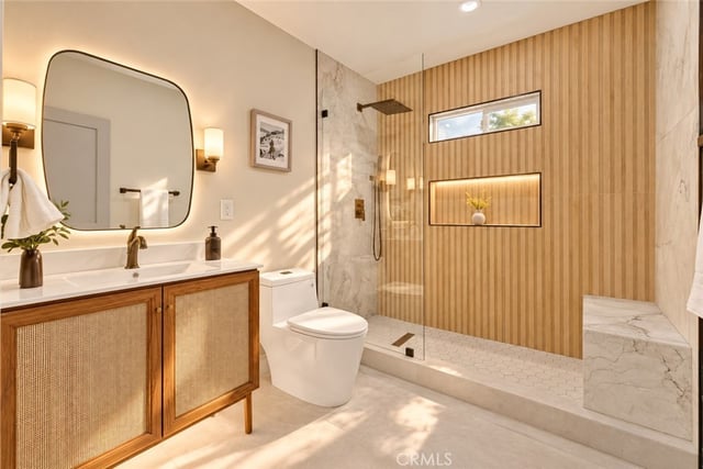 1744 S Genesee Ave, Los Angeles, CA 90019 — photo 14 of 27