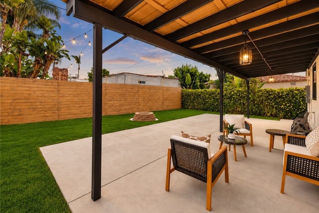1744 S Genesee Ave, Los Angeles, CA 90019 — photo 24 of 27