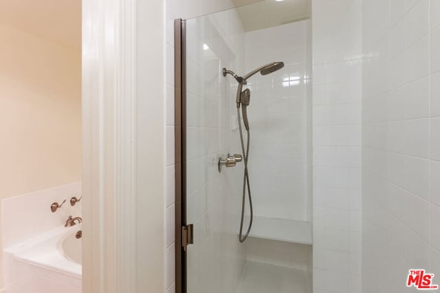 11755 Montana Avenue 208, Los Angeles, CA 90049 — photo 10 of 25